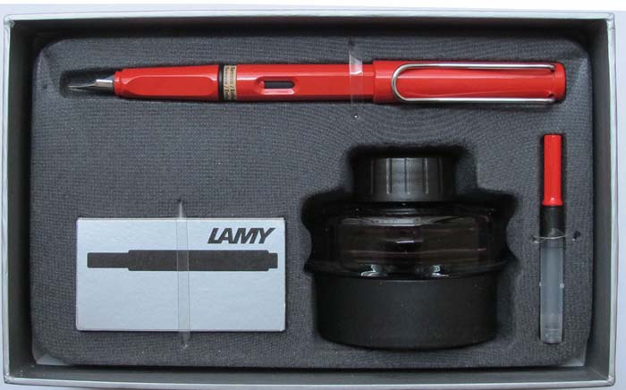 Lamy Safari Red Gift Set Medium Nib-Montgomery Fountain Pen Store